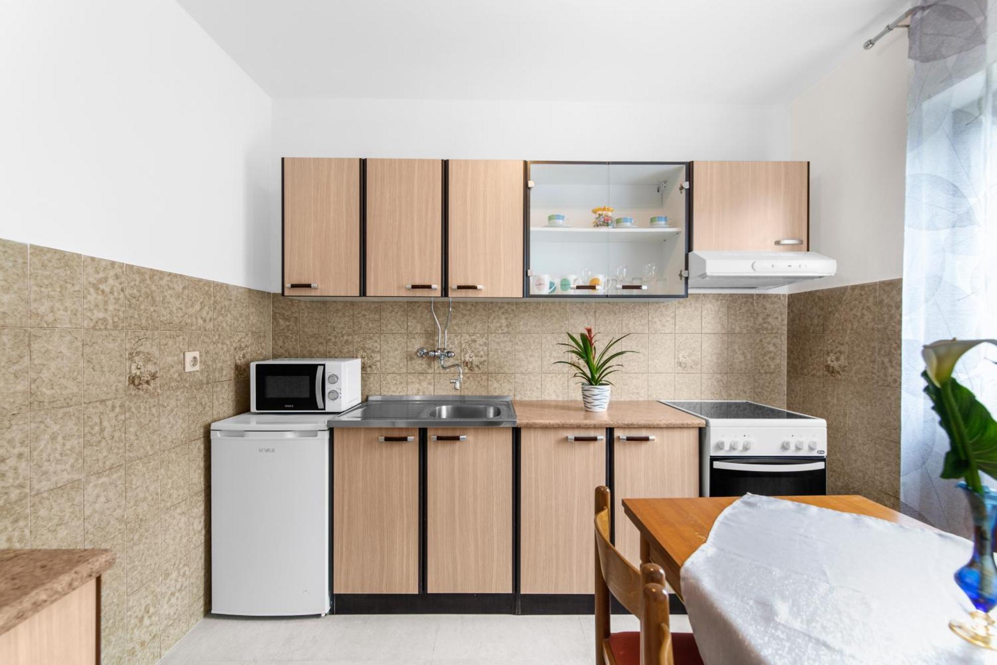 Apartments Feniks โปเรช ภายนอก รูปภาพ