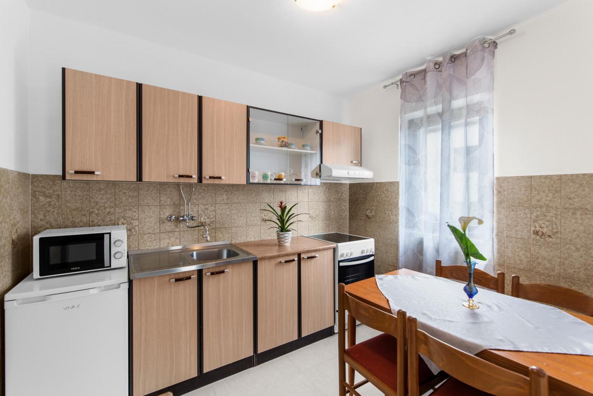 Apartments Feniks โปเรช ภายนอก รูปภาพ
